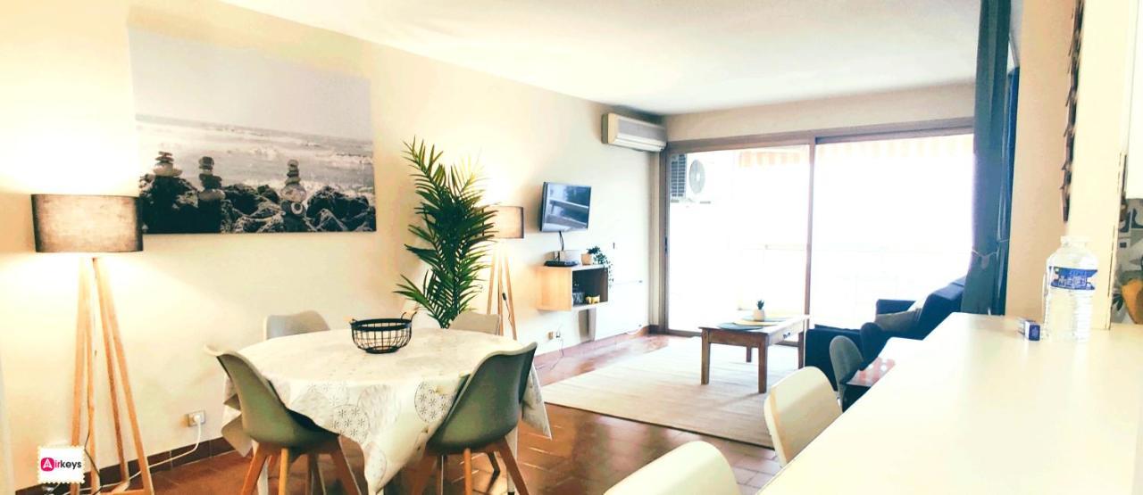 Grand Studio Azur Avec Terrasse - Vieil Antibes Dış mekan fotoğraf